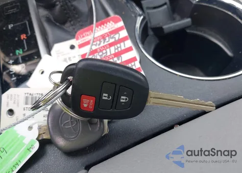 2018 Toyota Highlander Le from USA, damaged, VIN 5TDBZRFH3JS841728